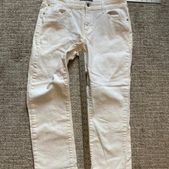 Levi’s Demi Curve Classic Jeans- White - Picture 4 of 8